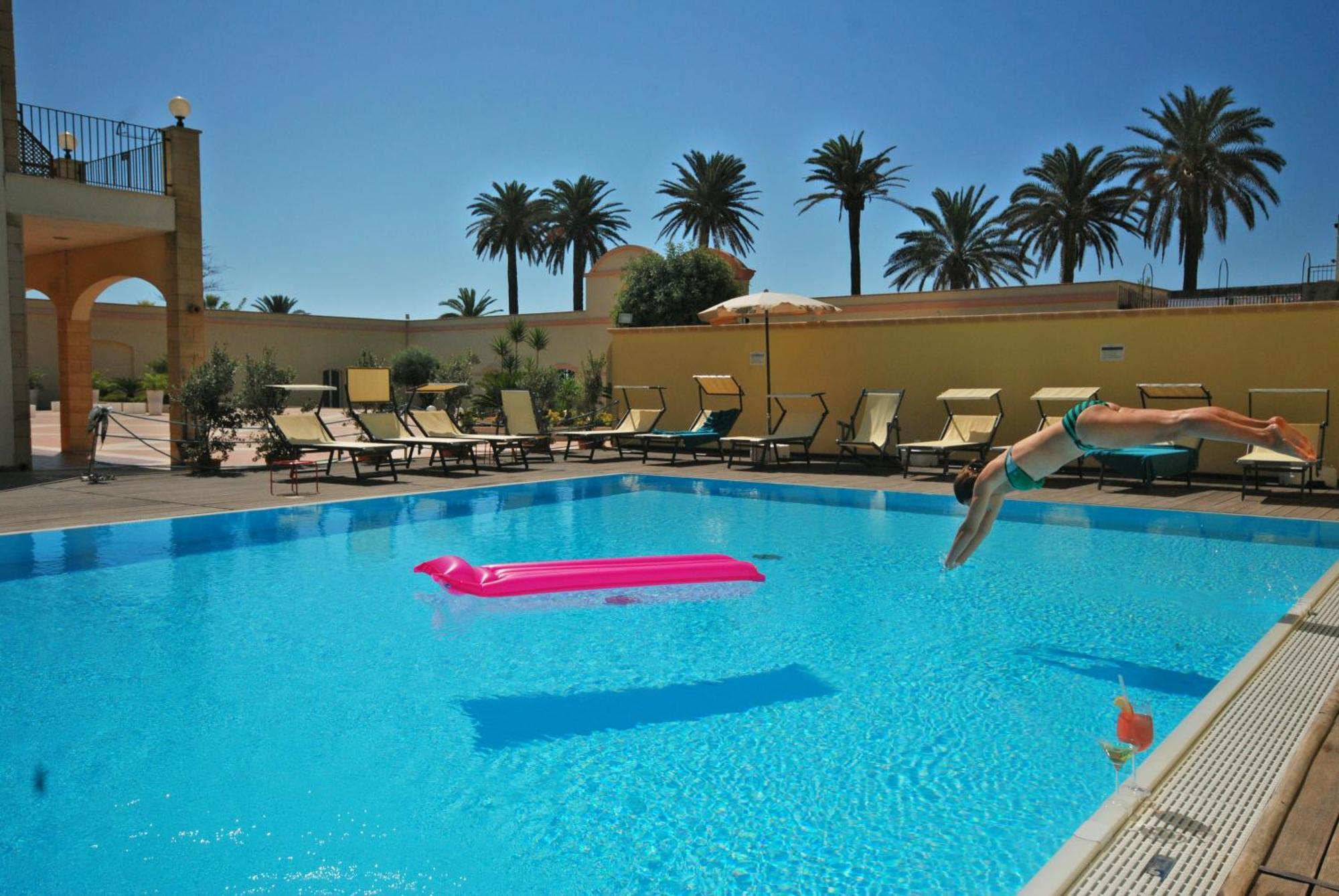Mahara Hotel & Wellness Mazara del Vallo Exterior foto
