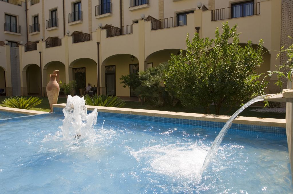 Mahara Hotel & Wellness Mazara del Vallo Exterior foto